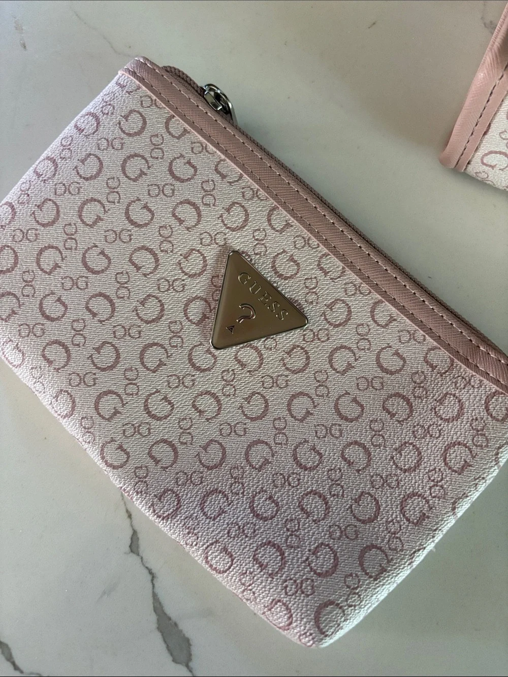NWOT GUESS Junction Travel Cosmetic Duo Pouch Set, Blush & Cream
